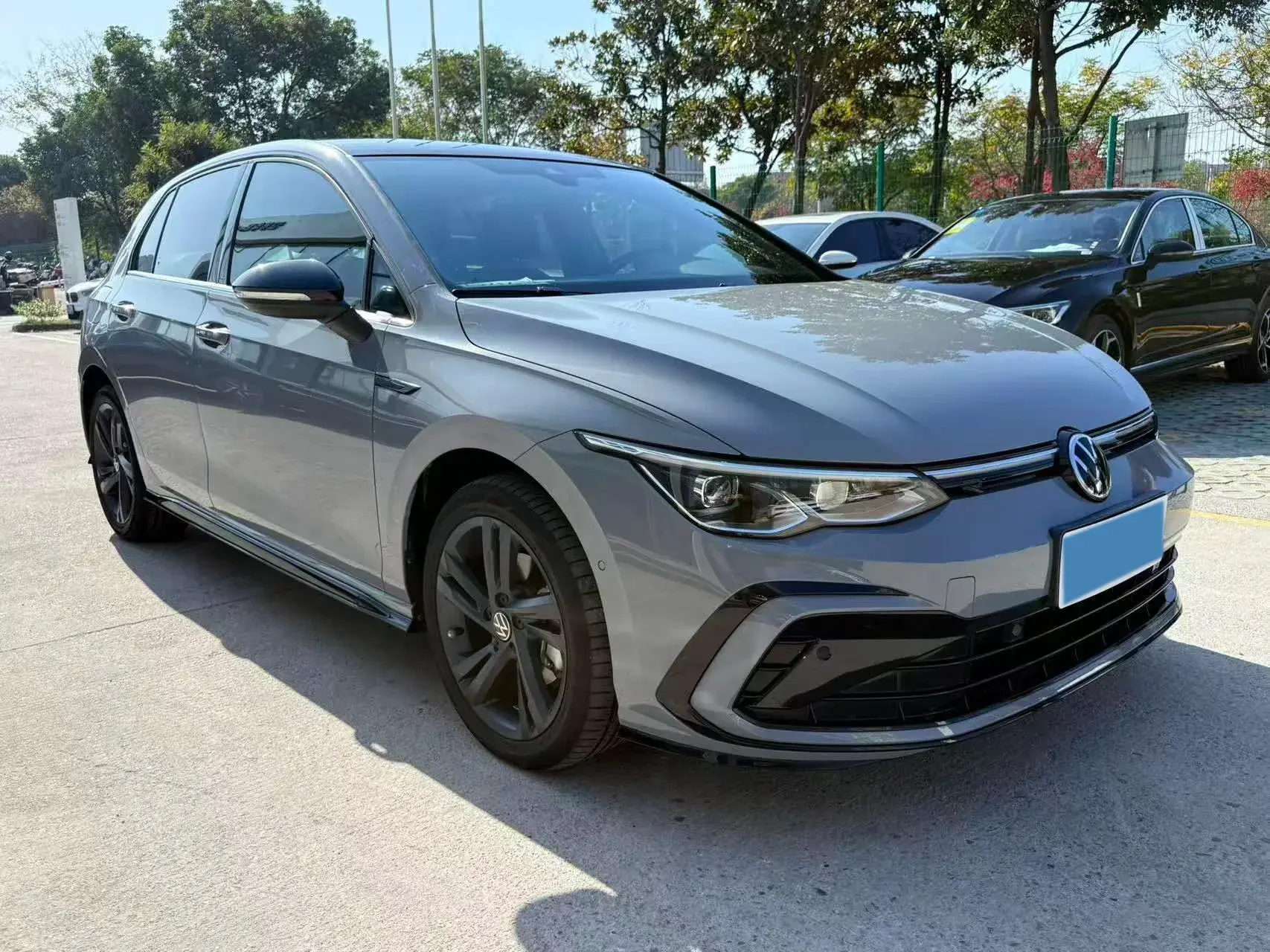 2021 VOLKSWAGEN GOLF thumbnail 3