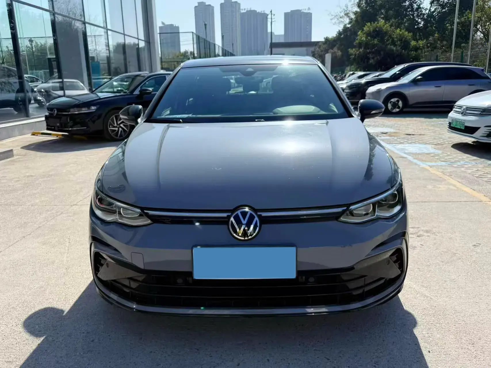 2021 VOLKSWAGEN GOLF thumbnail 2