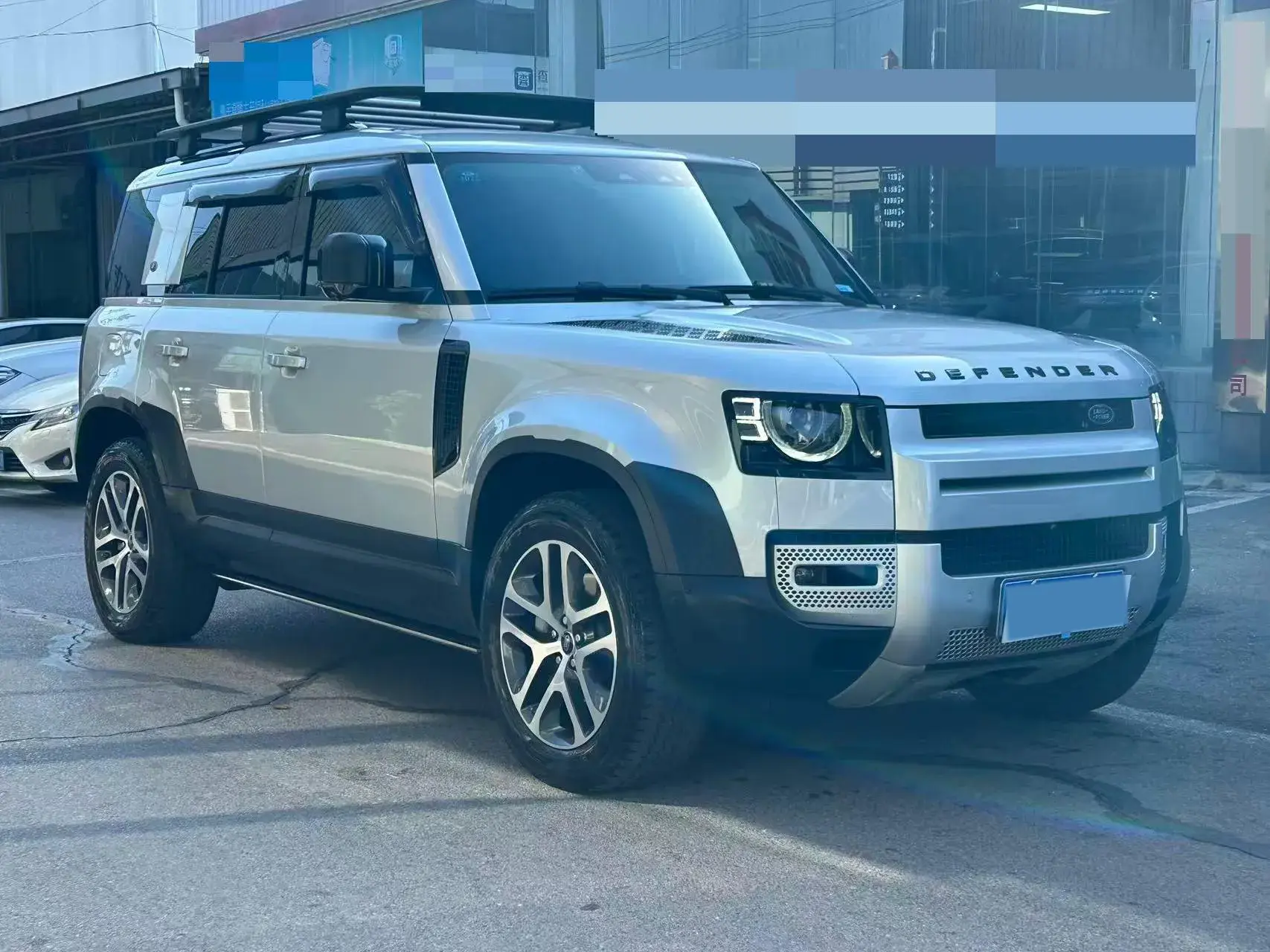 2020 LAND ROVER thumbnail 3