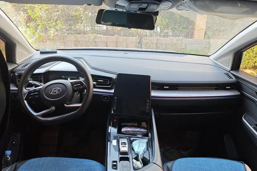 2021 HYUNDAI CUSTO thumbnail 2