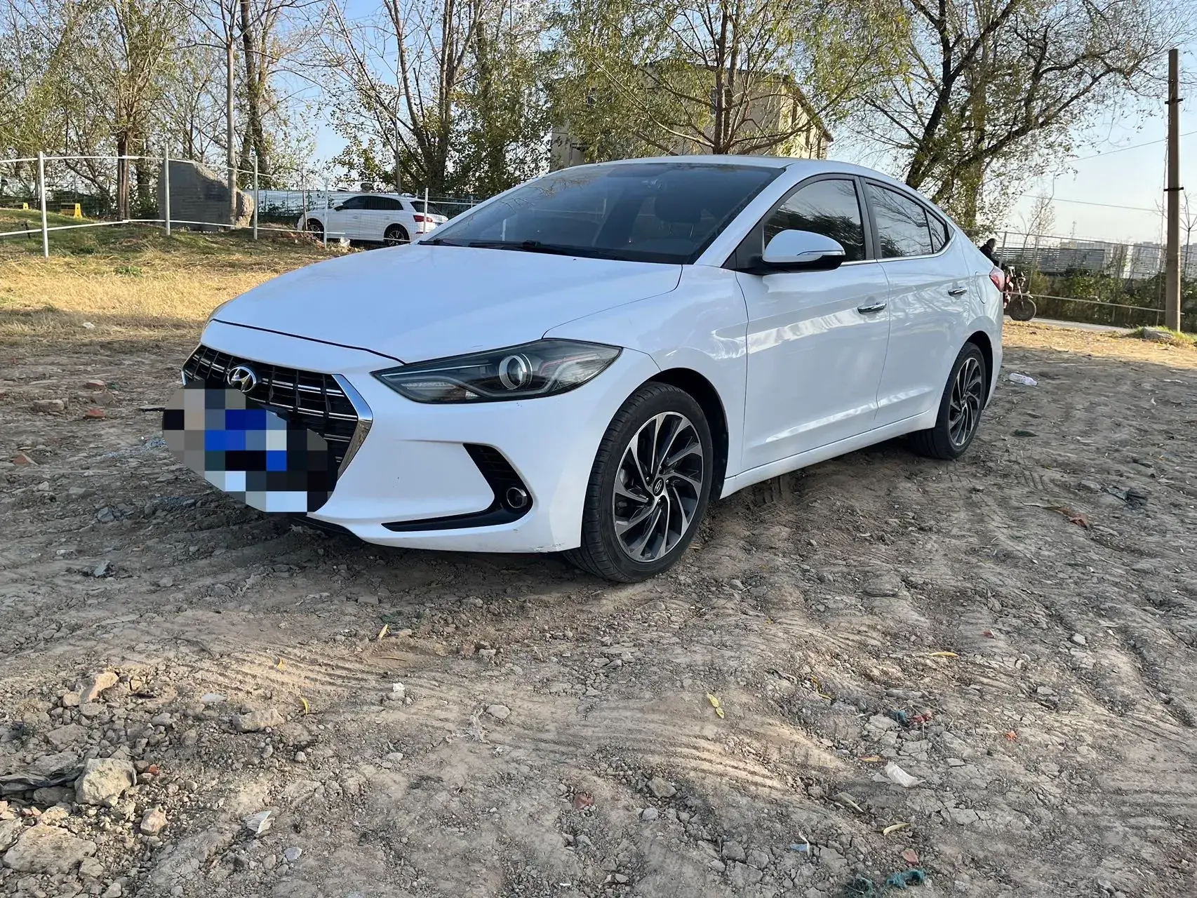 2019 HYUNDAI ELANTRA view 1