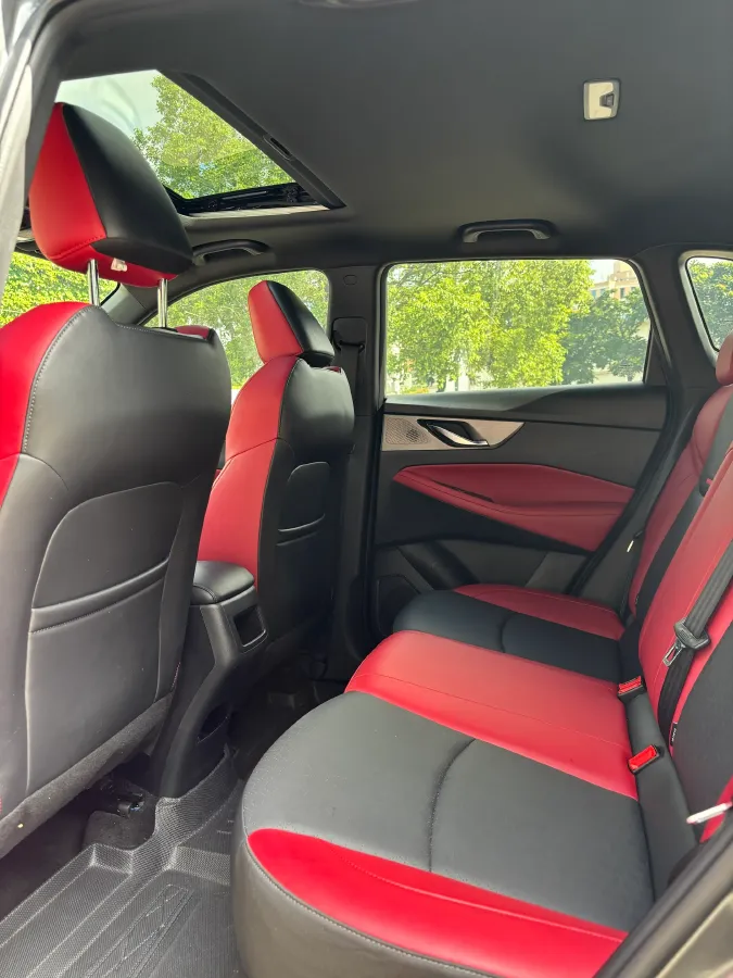 2021 ChangAn CS35 Plus 1.4T 160HP L4 7DCT,autocango,china used car exporter,china ev exporter,chinese used car exporter,chinese used ev exporter