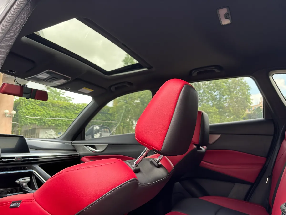 2021 ChangAn CS35 Plus 1.4T 160HP L4 7DCT,autocango,china used car exporter,china ev exporter,chinese used car exporter,chinese used ev exporter