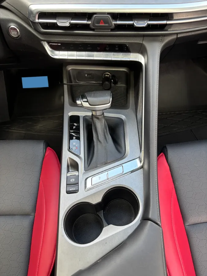 2021 ChangAn CS35 Plus 1.4T 160HP L4 7DCT,autocango,china used car exporter,china ev exporter,chinese used car exporter,chinese used ev exporter