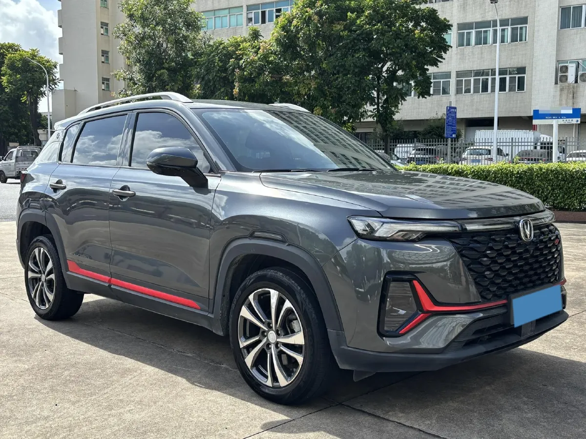 2021 ChangAn CS35 Plus 1.4T 160HP L4 7DCT,autocango,china used car exporter,china ev exporter,chinese used car exporter,chinese used ev exporter