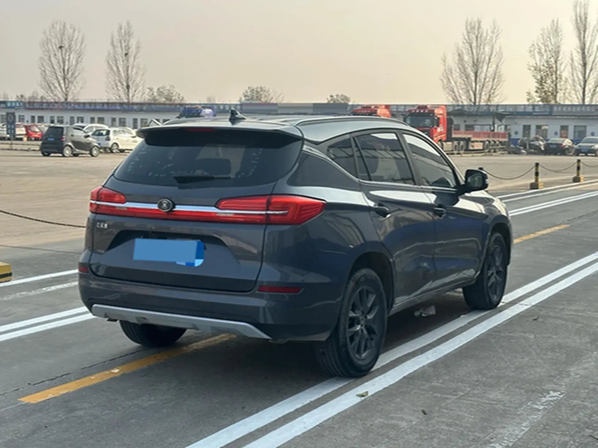 2020 BYD SONG thumbnail 4