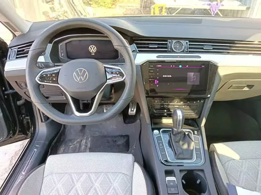 2023 VOLKSWAGEN MAGOTAN thumbnail 4