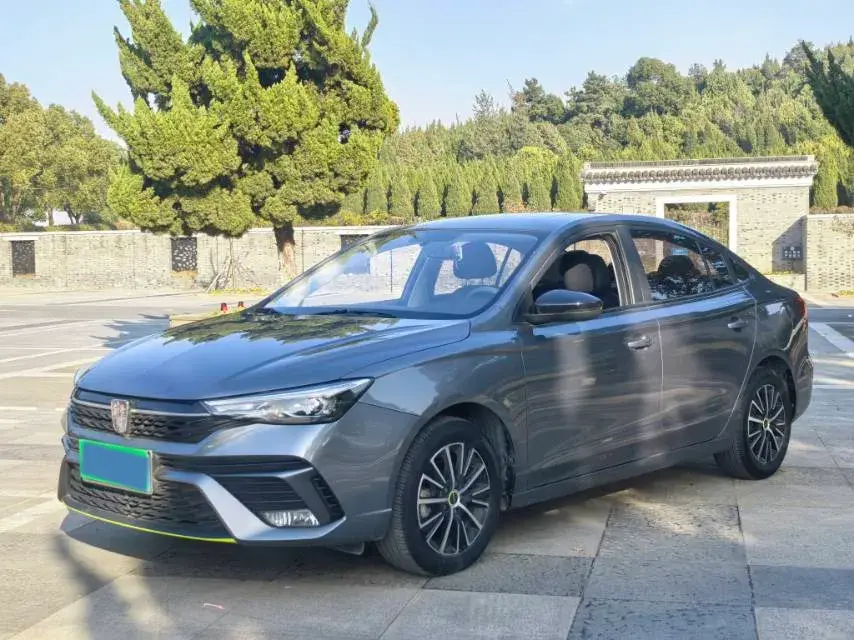 2021 ROEWE I5 view 1
