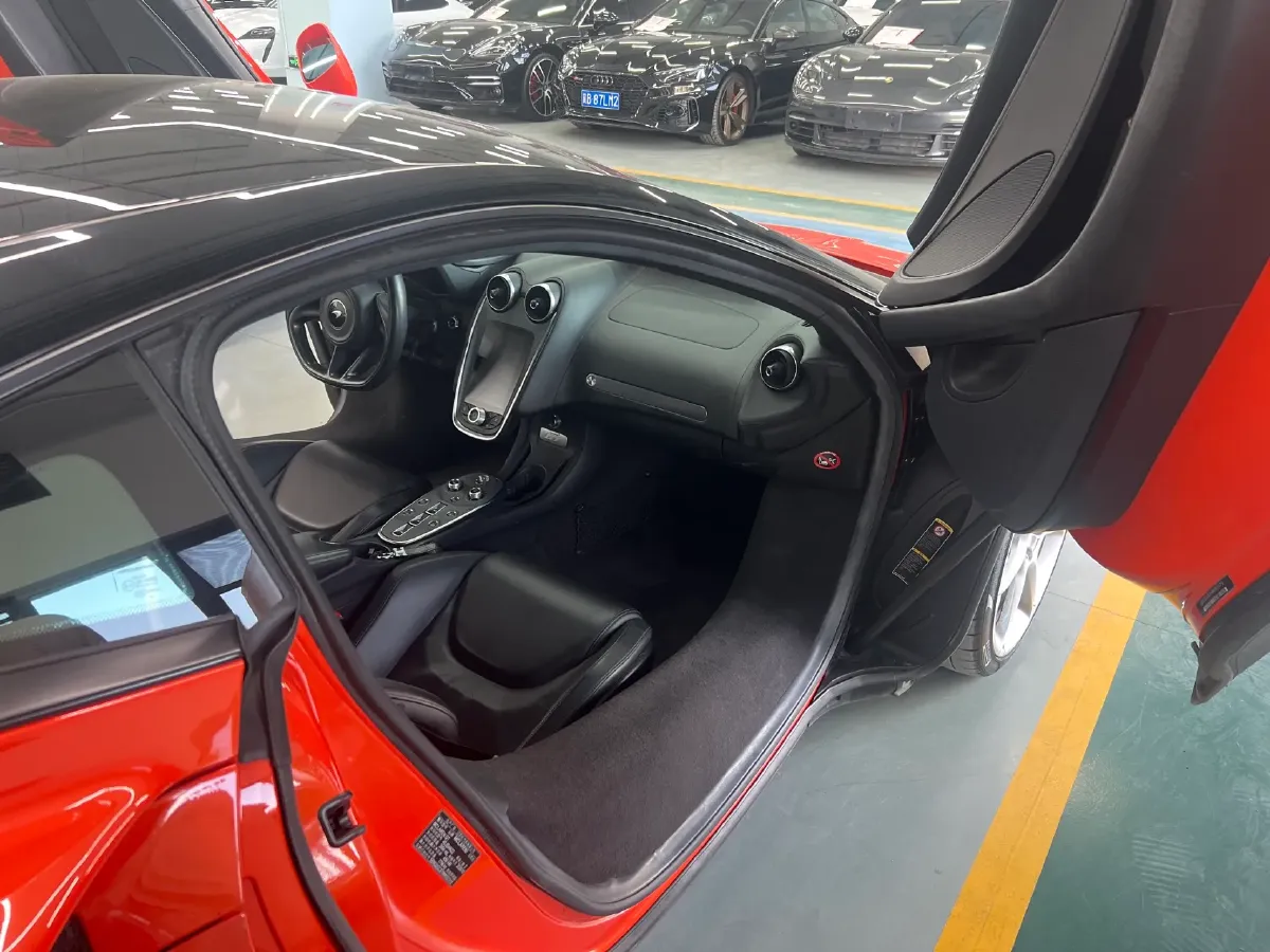 2019 McLaren GT 4.0T 620HP V8 7DCT,autocango,china used car exporter,china ev exporter,chinese used car exporter,chinese used ev exporter