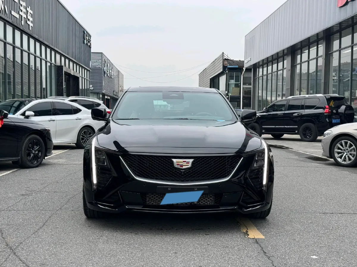 2024 Cadillac CT5 2.0T 237HP L4 10AT,autocango,china used car exporter,china ev exporter,chinese used car exporter,chinese used ev exporter