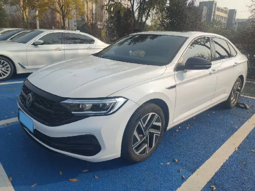 2023 VOLKSWAGEN SAGITAR view 1