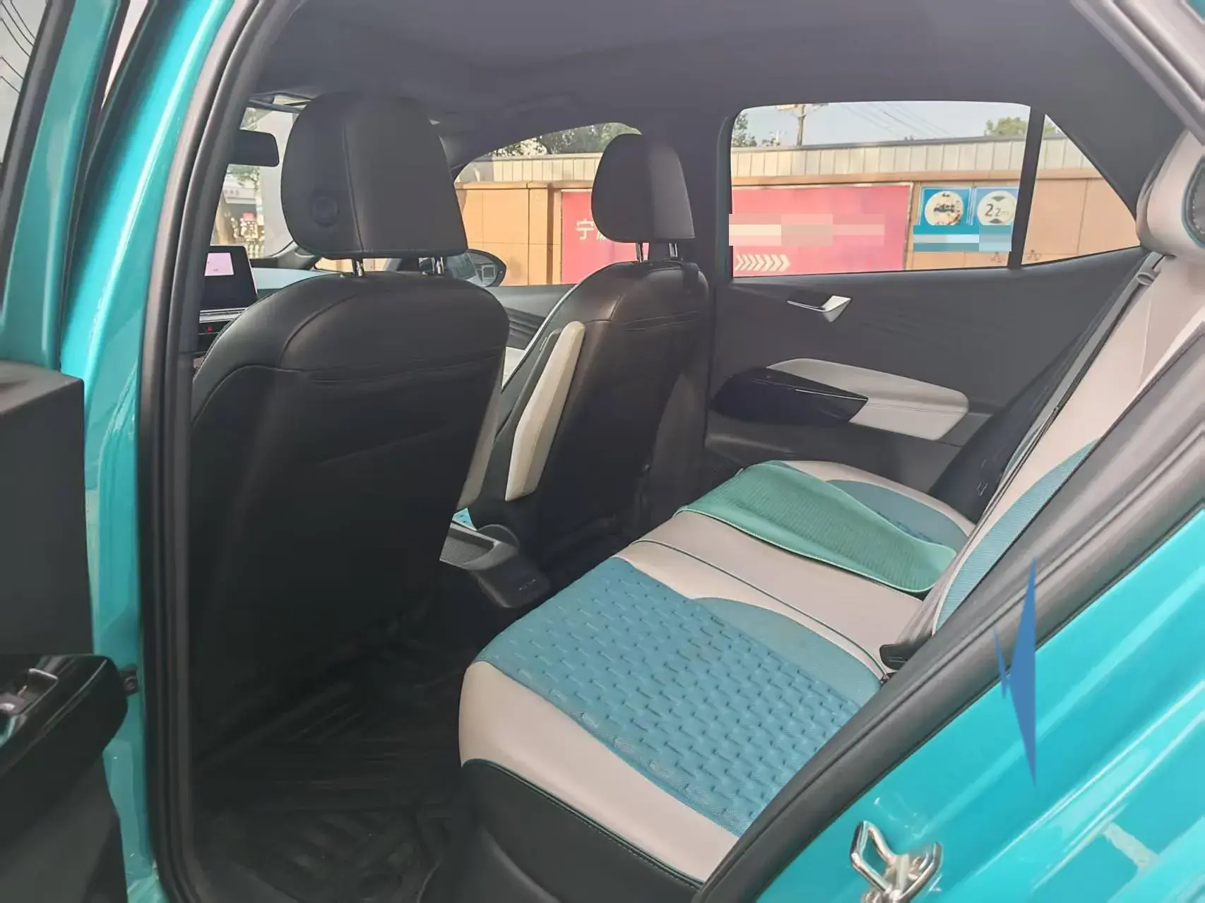 2021 VOLKSWAGEN ID.3 thumbnail 4