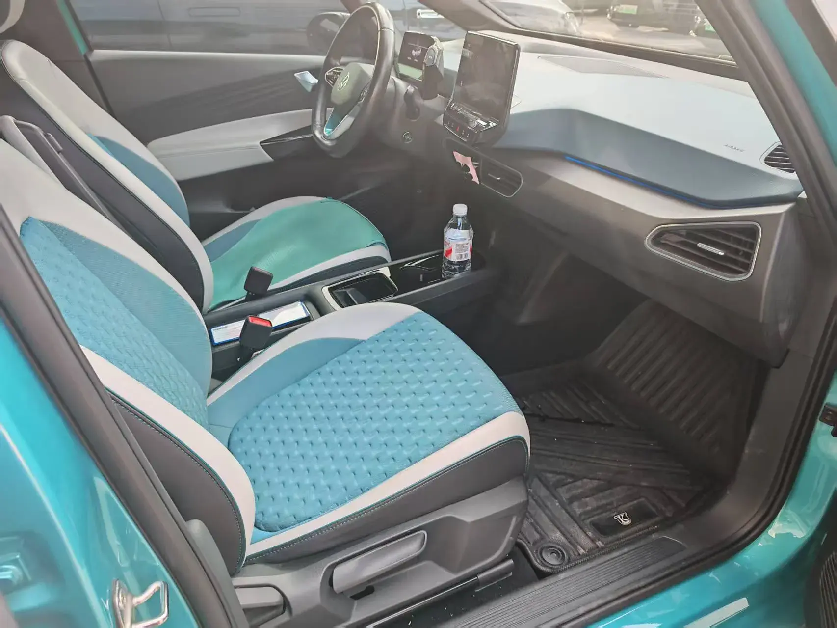 2021 VOLKSWAGEN ID.3 thumbnail 3