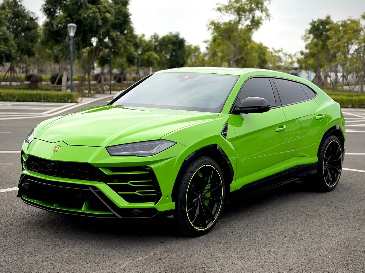 2021 Lamborghini Urus 4.0T 641HP V8 8AT