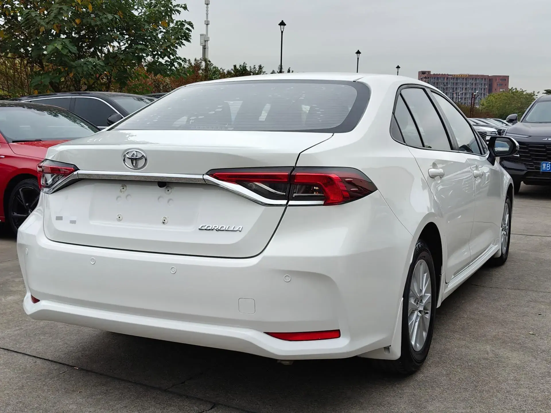 2021 TOYOTA COROLLA thumbnail 3