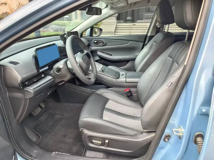 2023 AION S thumbnail 4