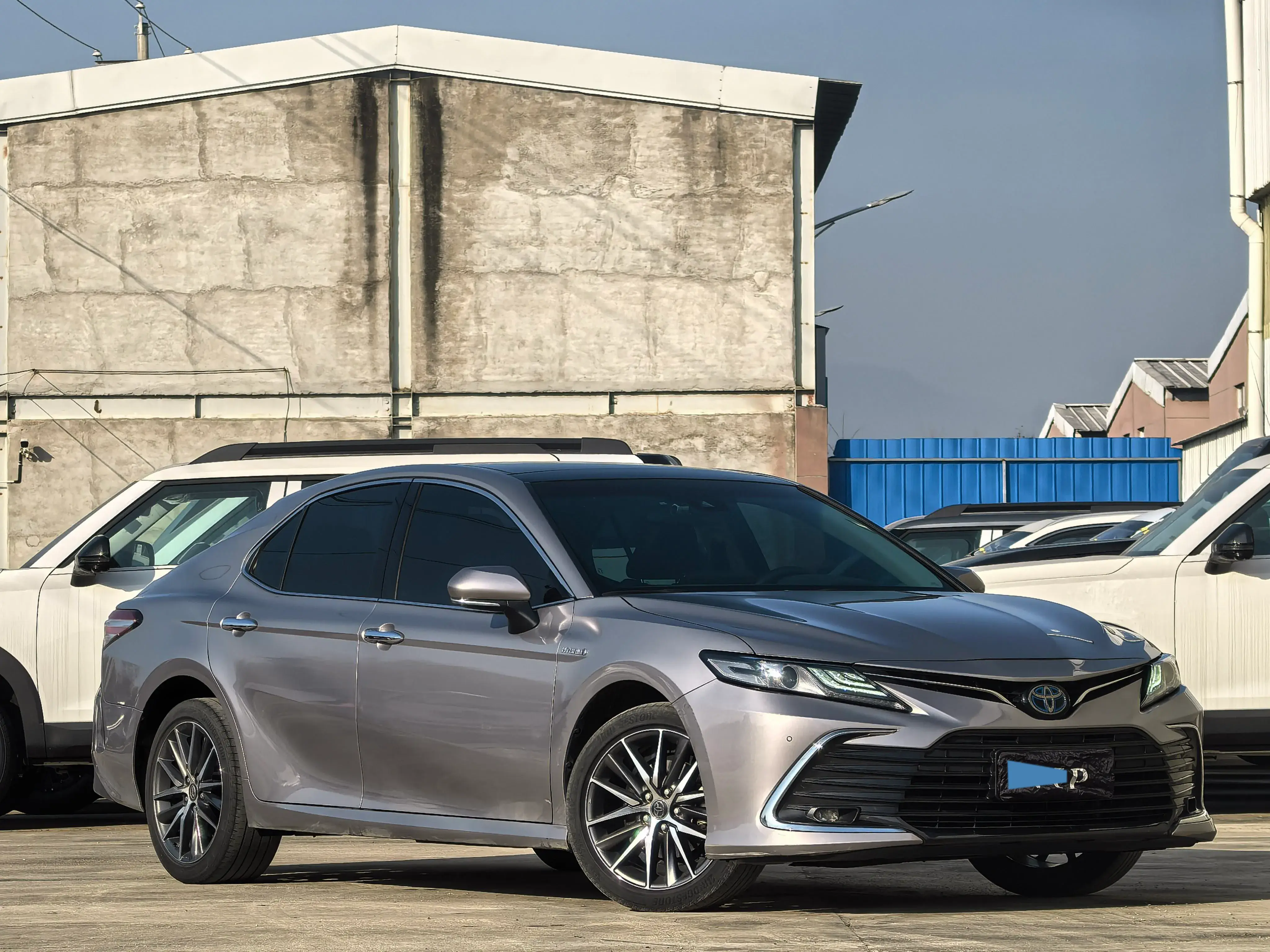 2021 TOYOTA CAMRY thumbnail 3