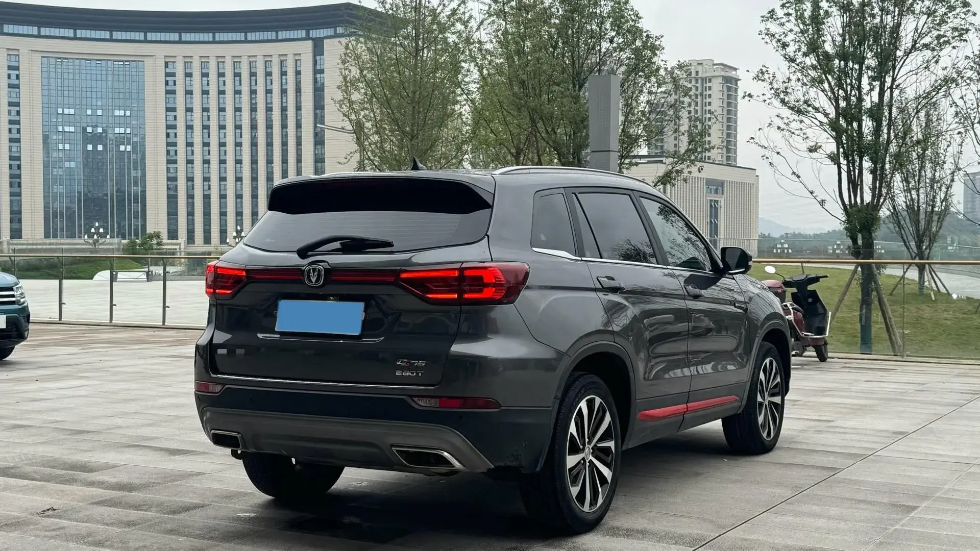 2021 CHANGAN CS75 thumbnail 4