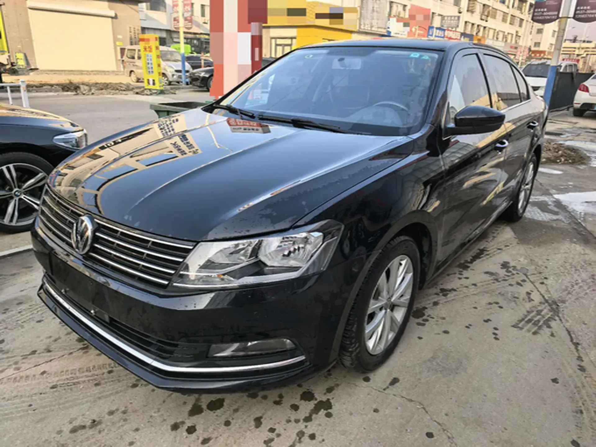 2017 VOLKSWAGEN LAVIDA view 1