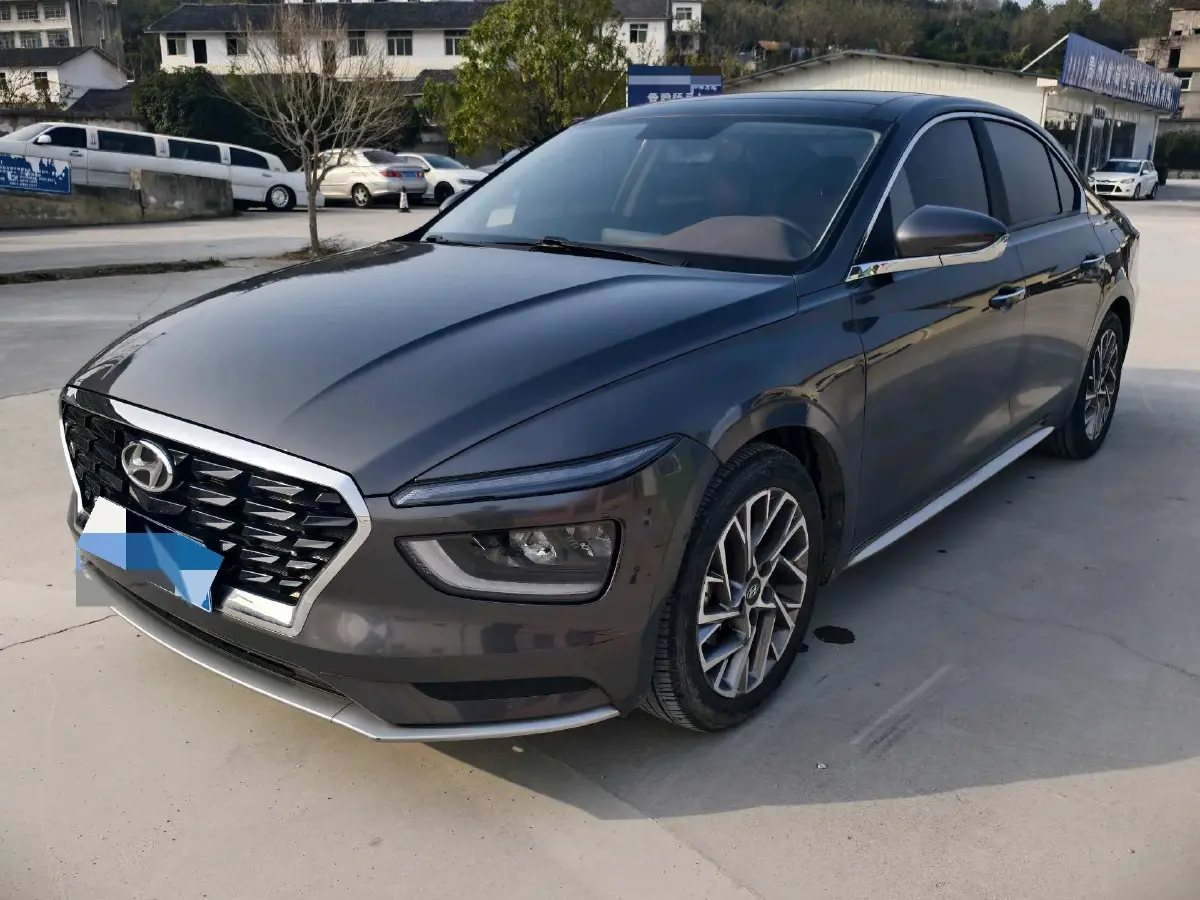 2021 Hyundai Mistra 1.8L 143HP L4 CVT