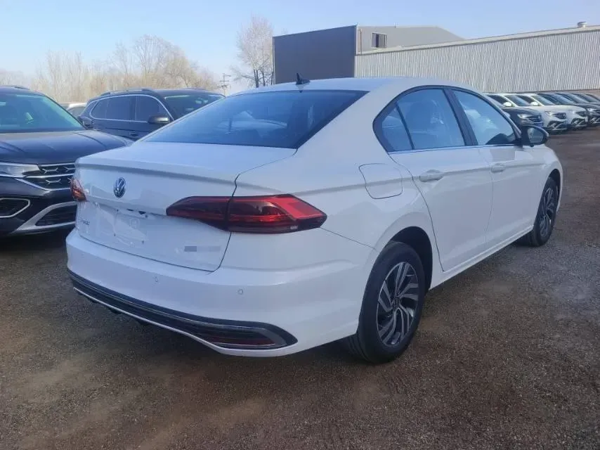 2025 Volkswagen Bora 1.2T 116HP L4 7DCT,autocango,china used car exporter,china ev exporter,chinese used car exporter,chinese used ev exporter