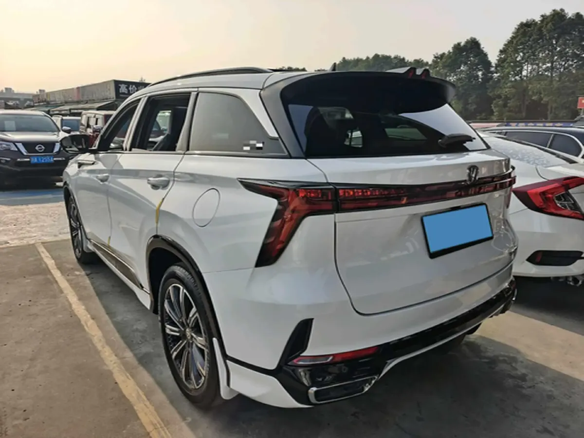 2023 ChangAn CS75 Plus iDD 1.5T 170HP L4 6TCT PHEV 28.39KWH,autocango,china used car exporter,china ev exporter,chinese used car exporter,chinese used ev exporter