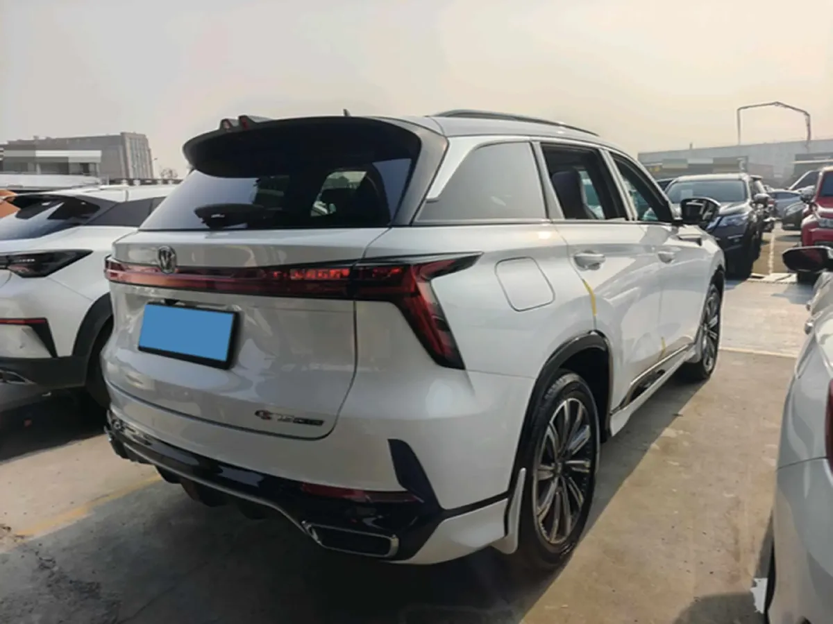 2023 ChangAn CS75 Plus iDD 1.5T 170HP L4 6TCT PHEV 28.39KWH,autocango,china used car exporter,china ev exporter,chinese used car exporter,chinese used ev exporter