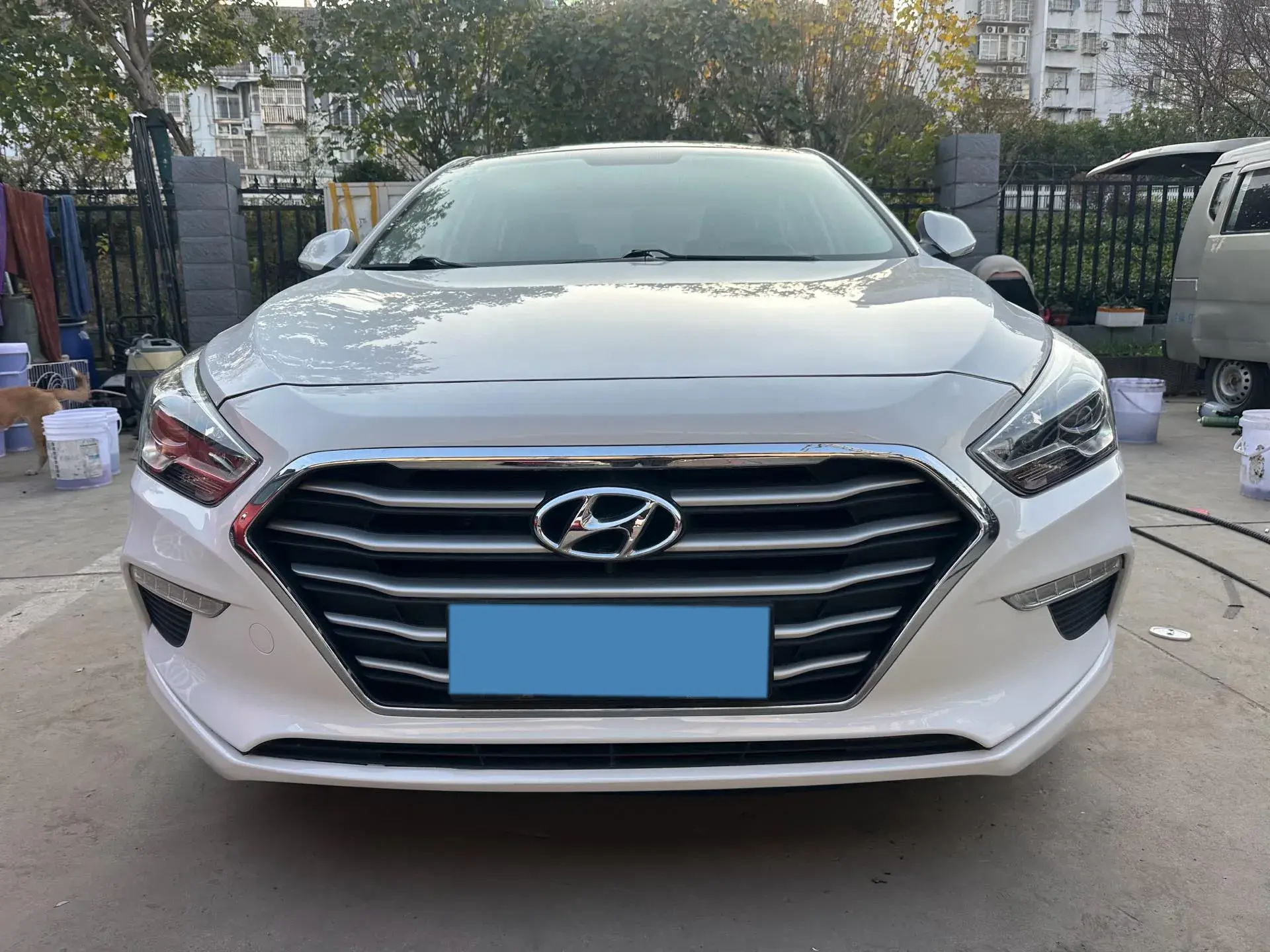 2017 HYUNDAI MISTRA thumbnail 3