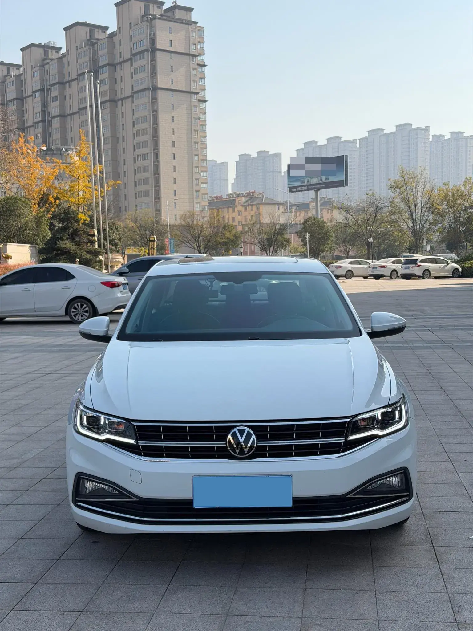 2021 VOLKSWAGEN BORA thumbnail 2