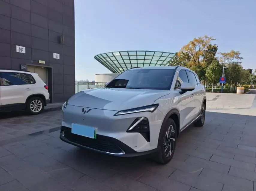 2024 WuLing XingGuangS 1.5L 106HP L4 E-CVT PHEV 20.5KWH