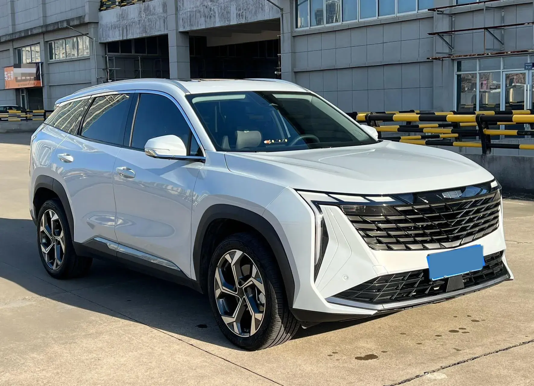2024 GEELY STARRAY thumbnail 3