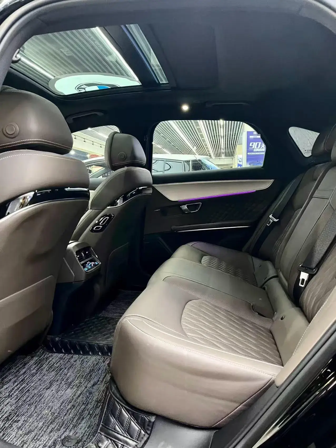 2024 BYD HAN thumbnail 4