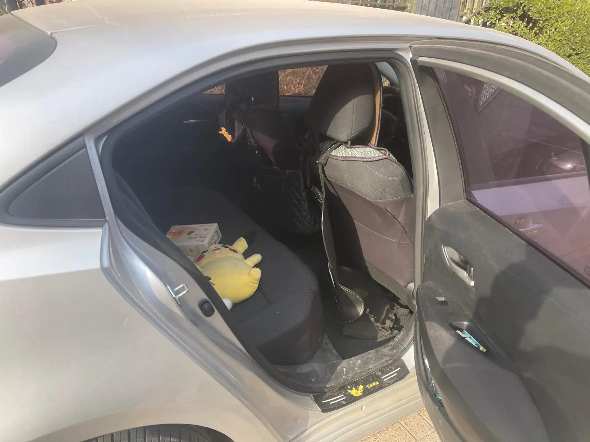 2019 TOYOTA COROLLA thumbnail 4