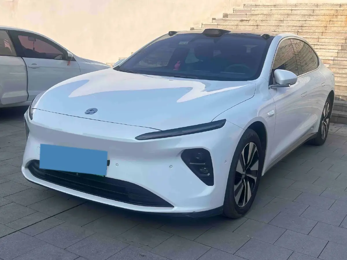 2023 NIO ET7 BEV 75KWH