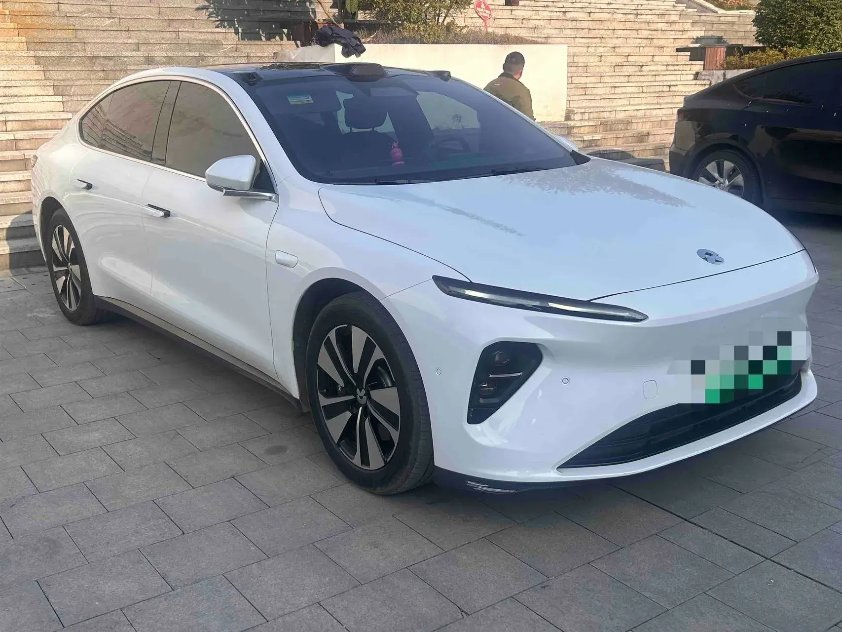 2023 NIO ET7 thumbnail 3