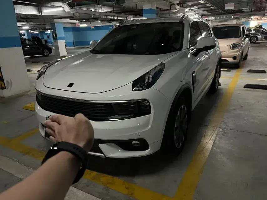 2023 LYNK&CO 01 EM-P 1.5T 150HP L3 3DHT PHEV 17.7KWH