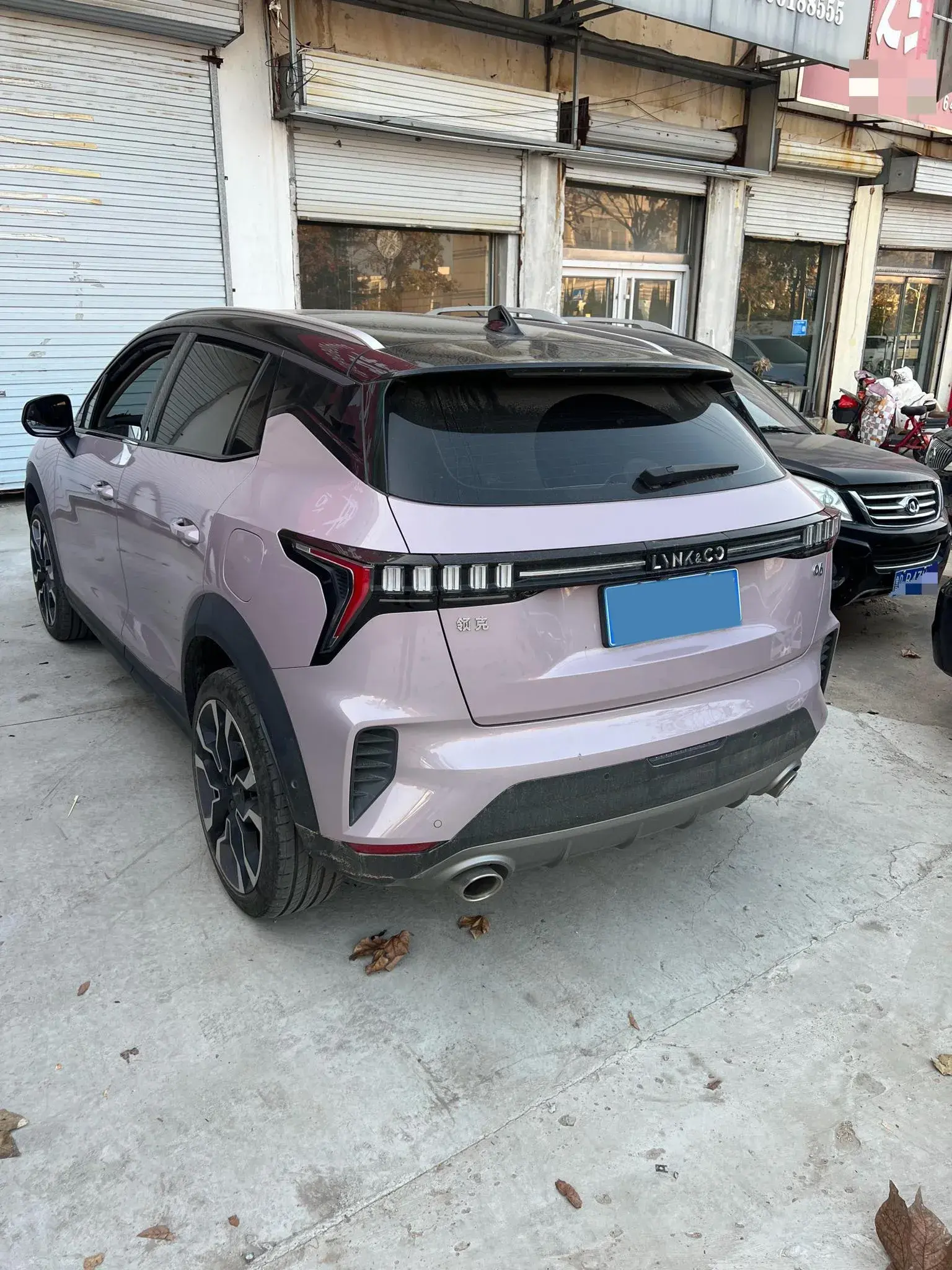 2022 LYNK&CO 06 thumbnail 4