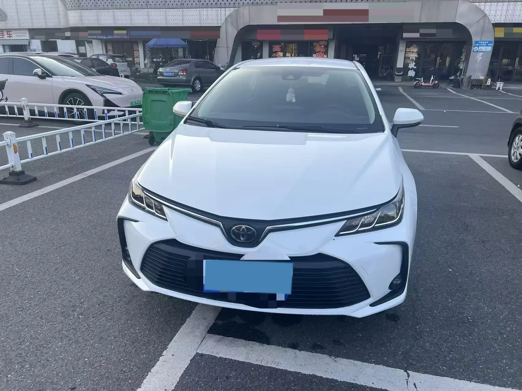 2021 TOYOTA COROLLA thumbnail 2