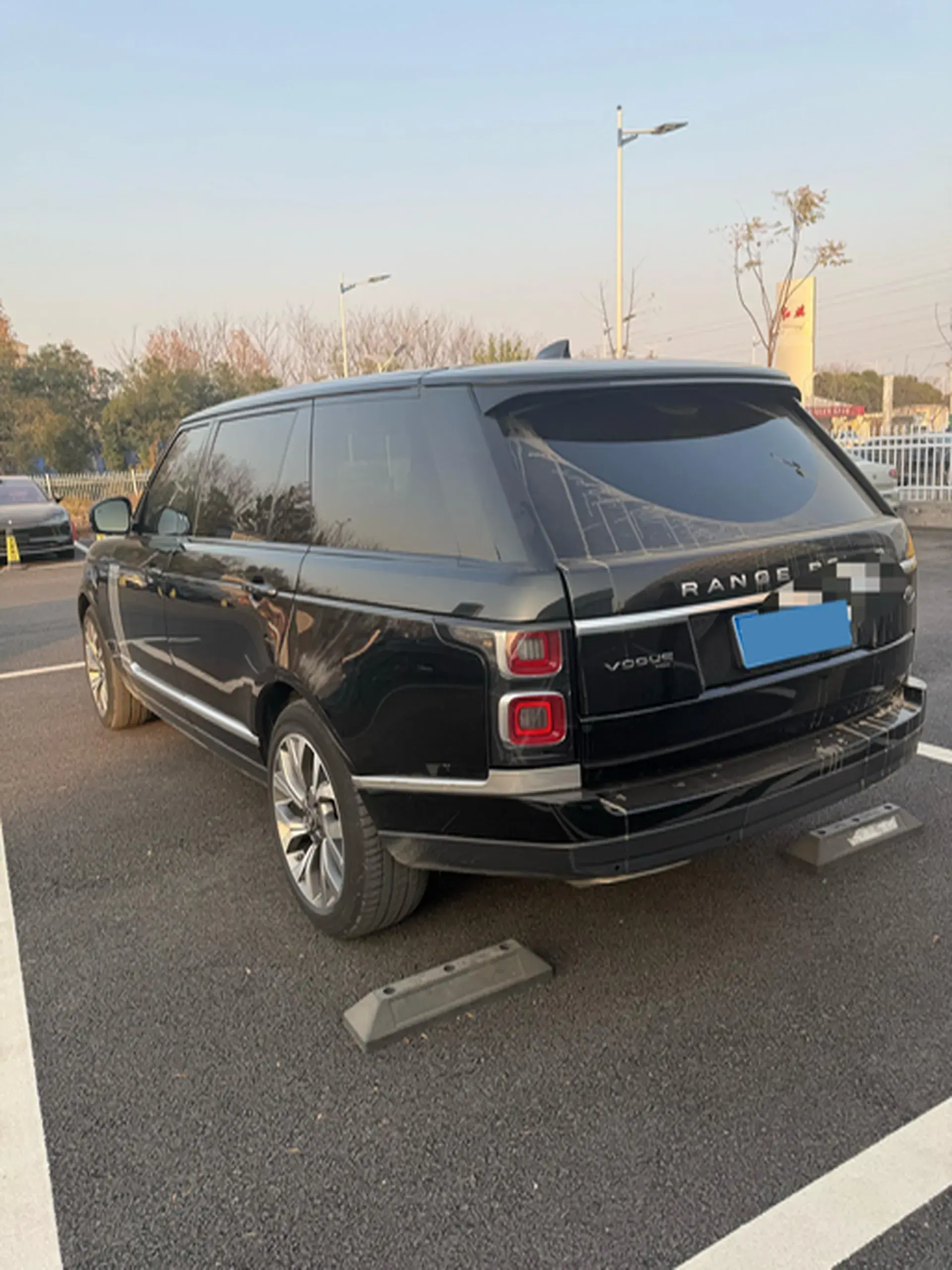 2021 LAND ROVER thumbnail 2