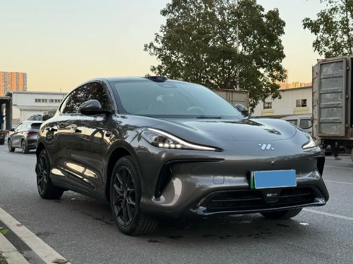 2023 IM LS6 BEV 100KWH,autocango,china used car exporter,china ev exporter,chinese used car exporter,chinese used ev exporter