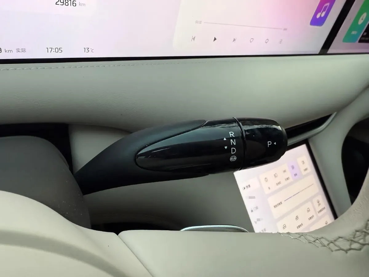 2023 IM LS6 BEV 100KWH,autocango,china used car exporter,china ev exporter,chinese used car exporter,chinese used ev exporter