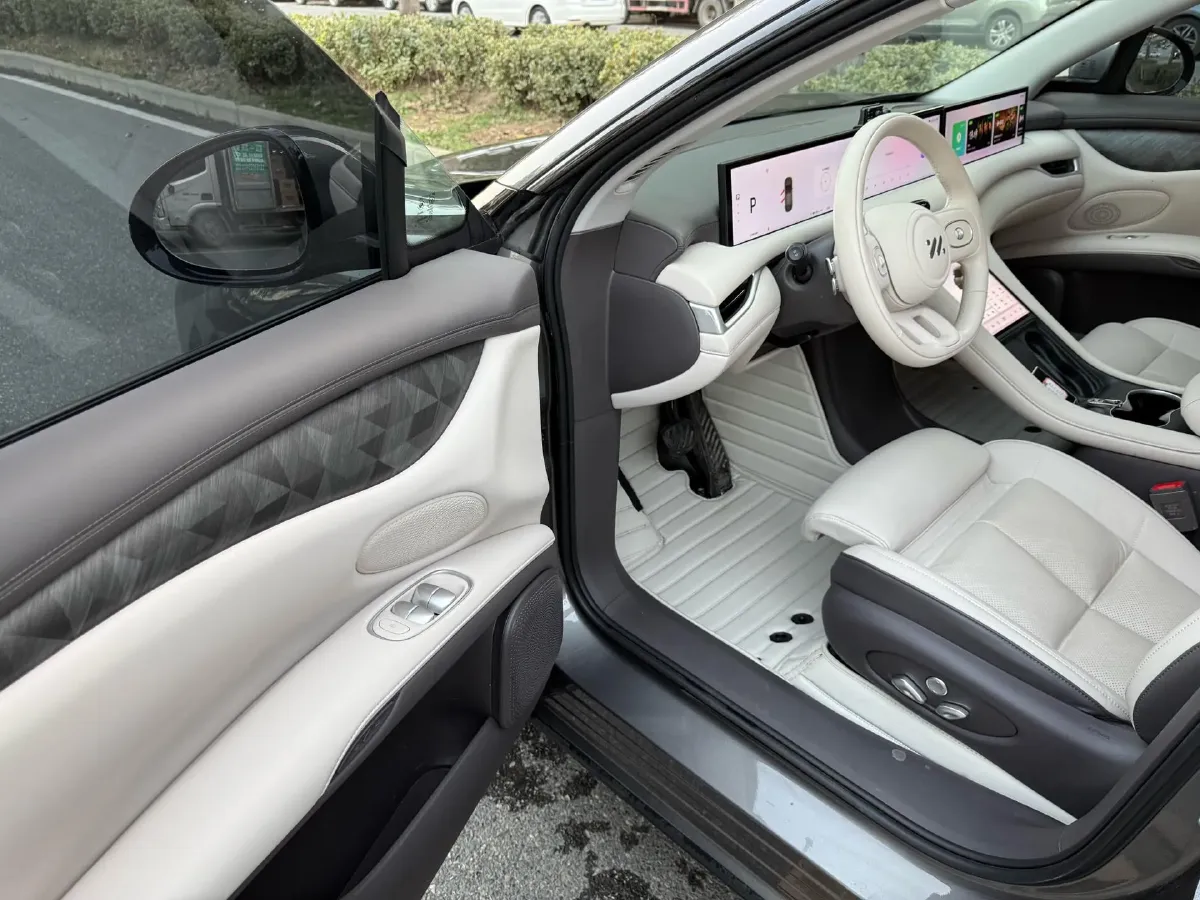 2023 IM LS6 BEV 100KWH,autocango,china used car exporter,china ev exporter,chinese used car exporter,chinese used ev exporter