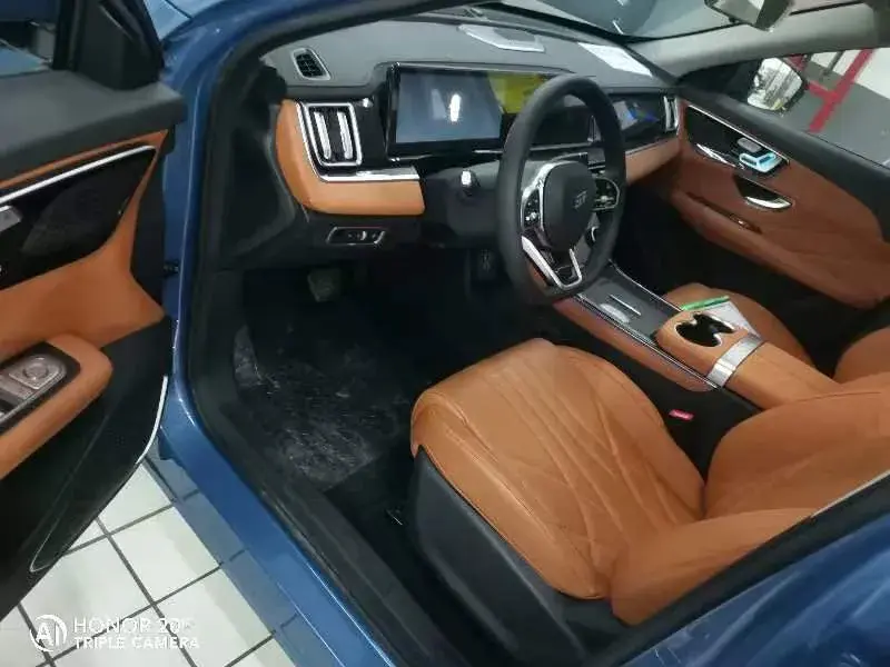 2024 JETOUR SHANHAI thumbnail 4