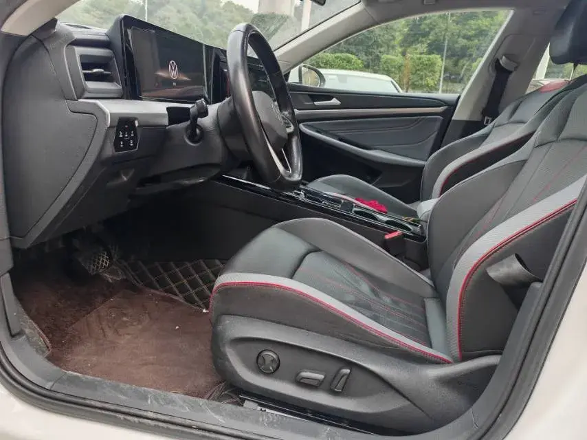 2022 VOLKSWAGEN LAMANDO thumbnail 4