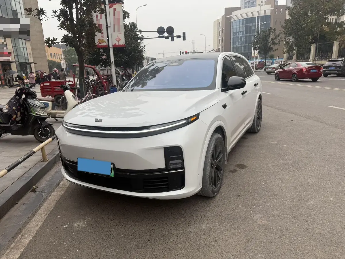 2023 Li L7 Range Extended 154HP REEV 40.9KWH