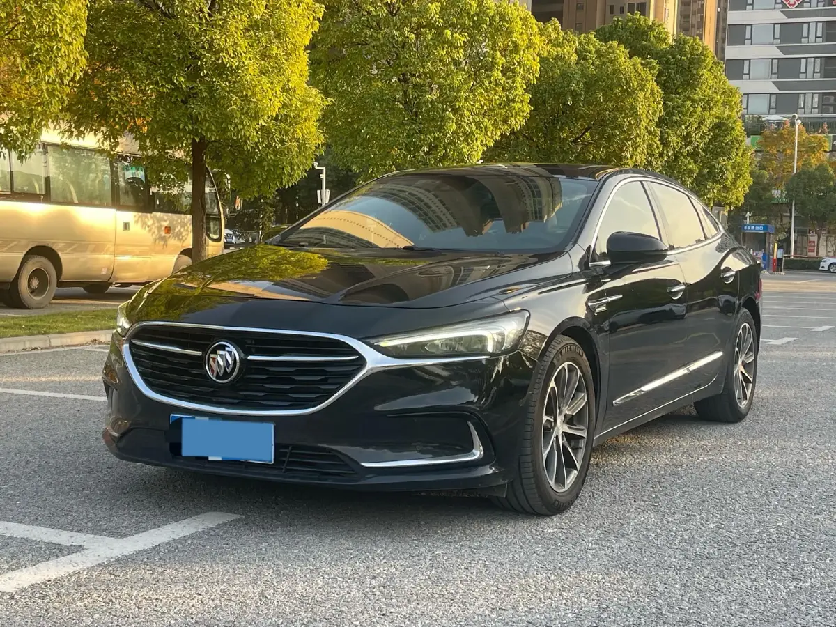 2020 Buick Larcosse 2.0T 237HP L4 9AT