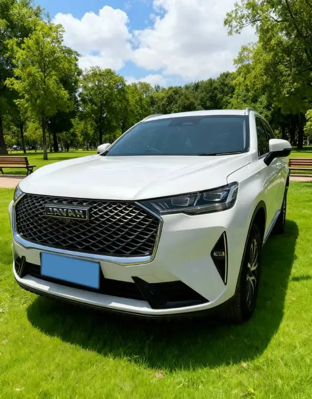 2022 HAVAL H6 view 1