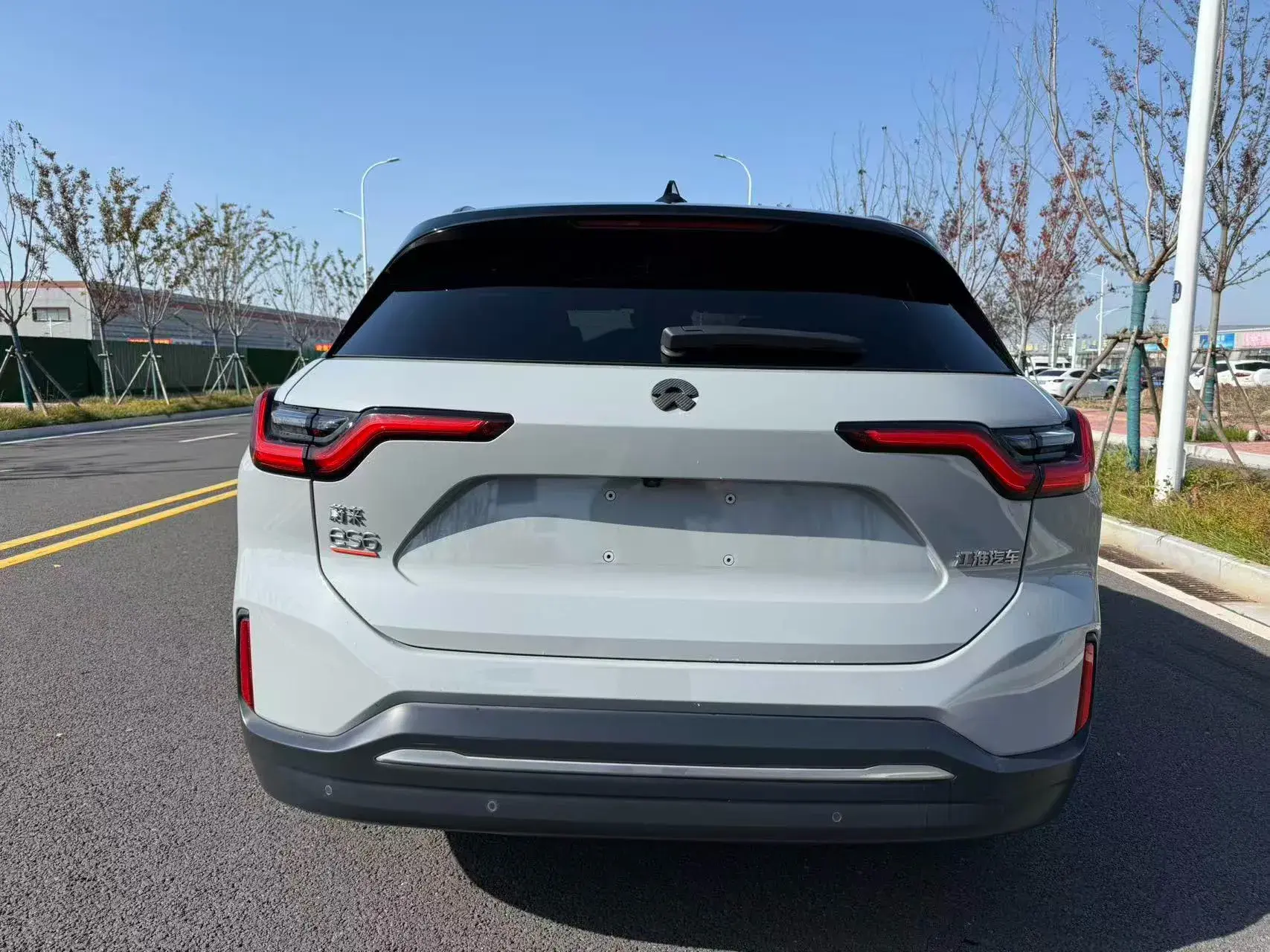 2020 NIO ES6 thumbnail 4