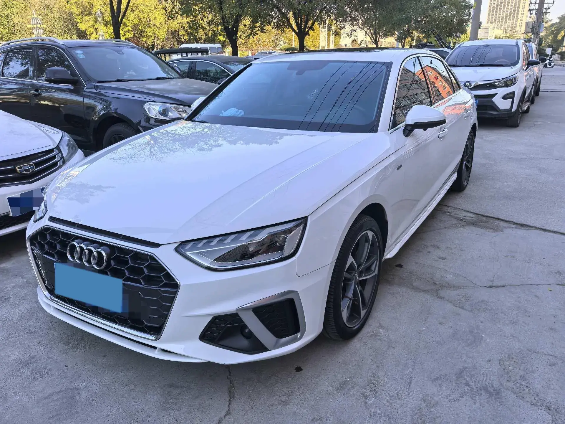 2020 AUDI A4L view 1