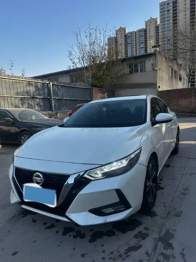 2021 NISSAN SYLPHY view 1